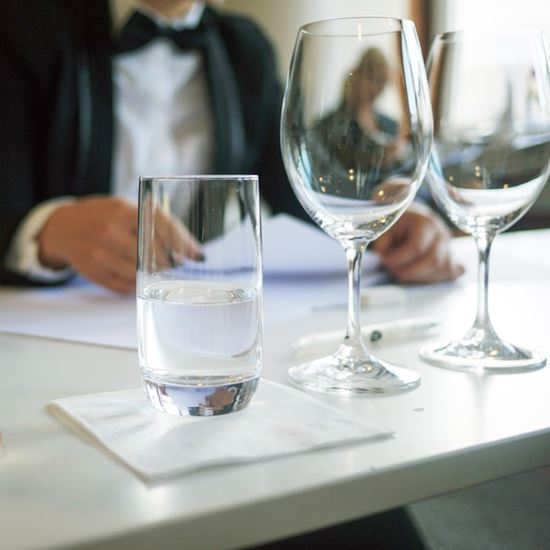 SVERIGES BÄSTA KVINNLIGA SOMMELIER UTSES I LILY BOLLINGER AWARD